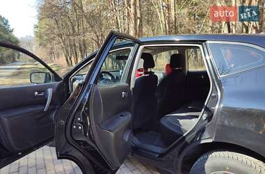 Внедорожник / Кроссовер Nissan Rogue 2012 в 