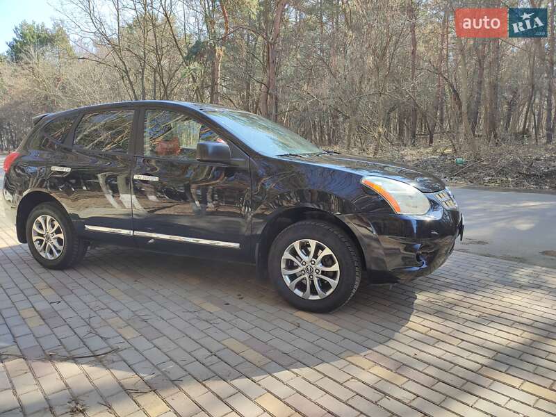 Внедорожник / Кроссовер Nissan Rogue 2012 в Бершади