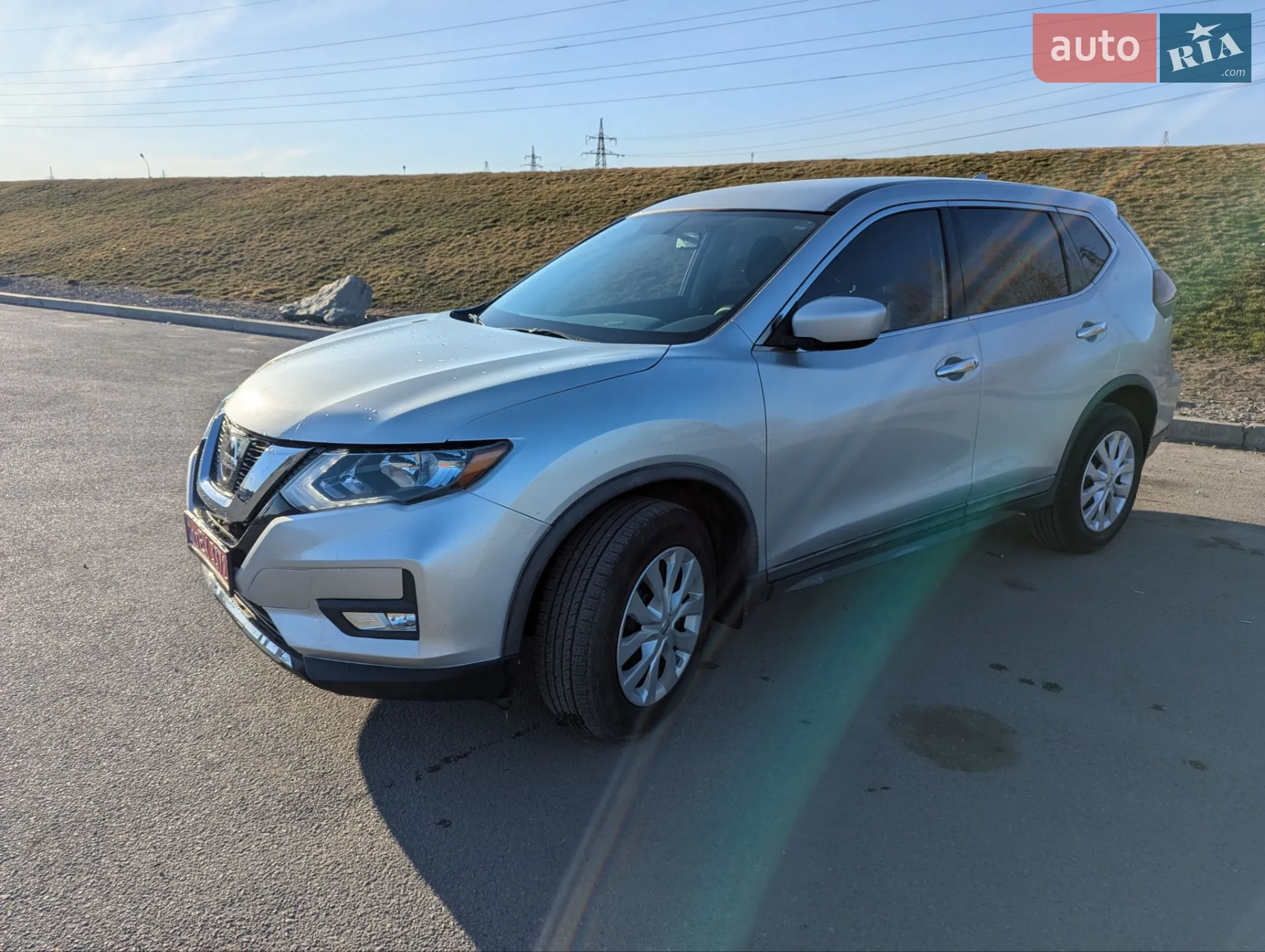 2018 Nissan Rogue - фото 1