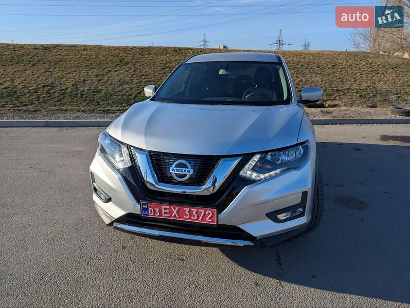 Внедорожник / Кроссовер Nissan Rogue 2018 в Днепре