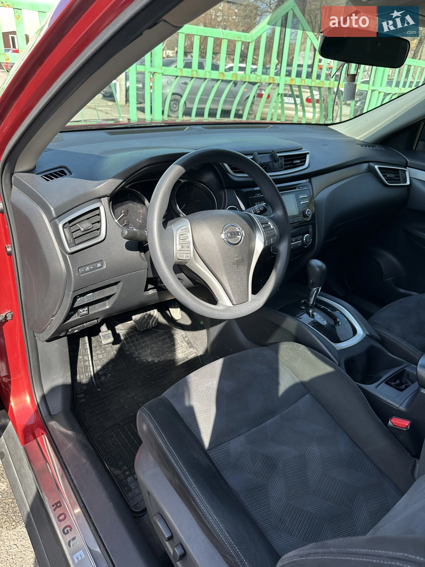 2015 Nissan Rogue - мініатюра 32