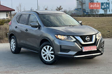 Позашляховик / Кросовер Nissan Rogue 2017 в Коростені