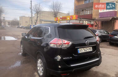Позашляховик / Кросовер Nissan Rogue 2016 в 