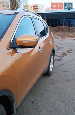 Внедорожник / Кроссовер Nissan Rogue 2013 в 