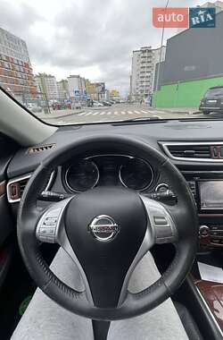 Внедорожник / Кроссовер Nissan Rogue 2014 в 