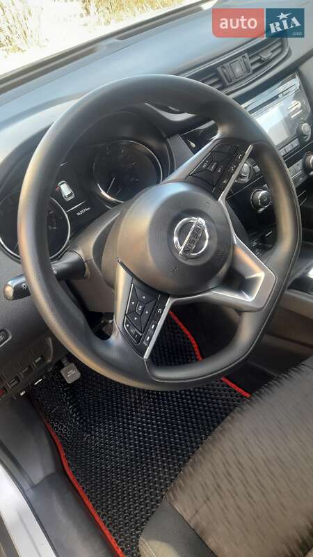 Позашляховик / Кросовер Nissan Rogue 2017 в Тернополі фото 6 Позашляховик / Кросовер Nissan Rogue 2017 в Тернополі