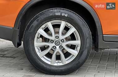Внедорожник / Кроссовер Nissan Rogue 2016 в 