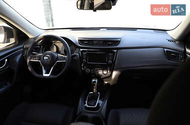 Позашляховик / Кросовер Nissan Rogue 2019 в 