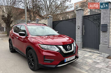Позашляховик / Кросовер Nissan Rogue 2017 в 