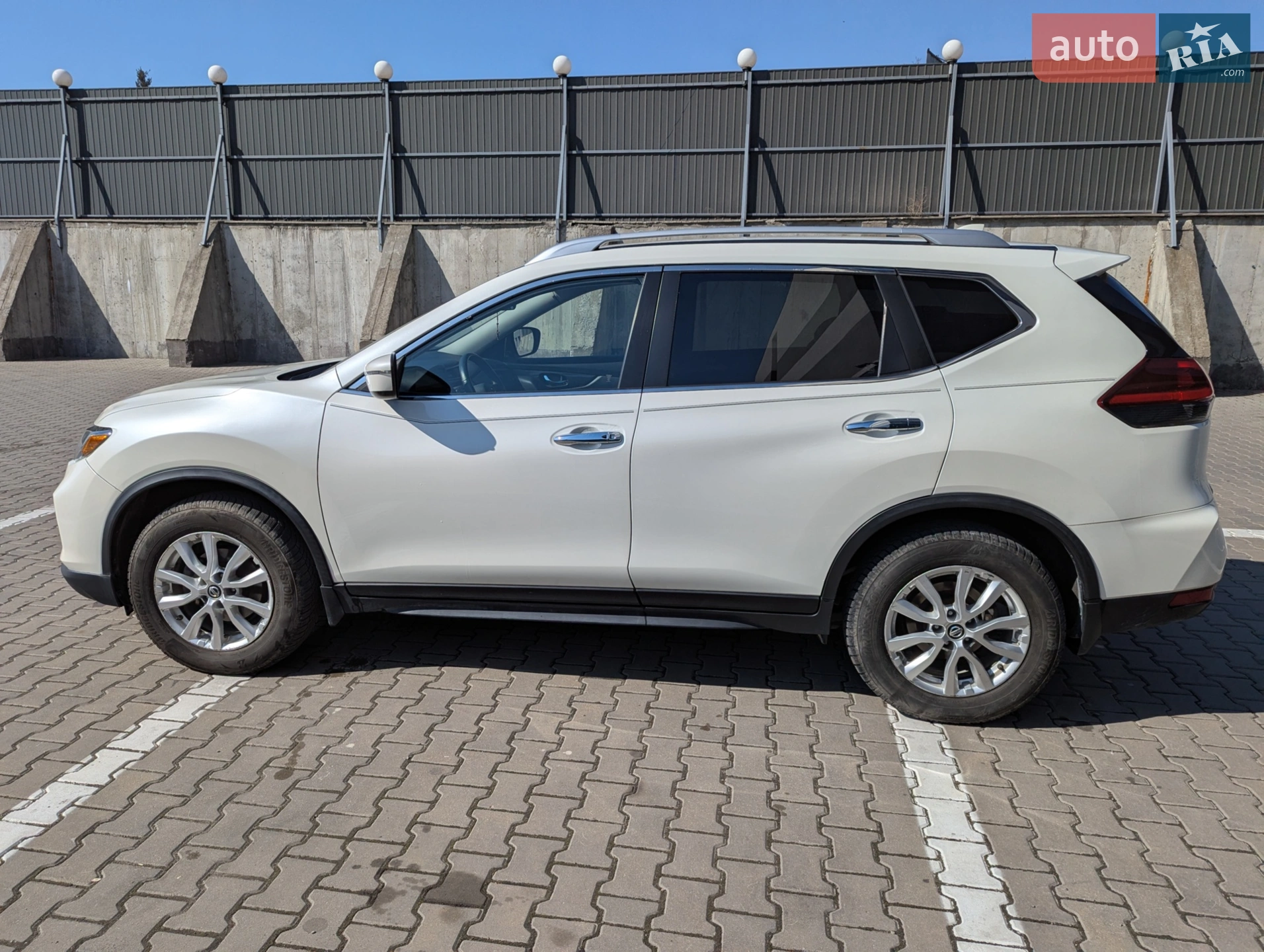 2018 Nissan Rogue - мініатюра 9