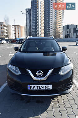 Внедорожник / Кроссовер Nissan Rogue 2016 в 