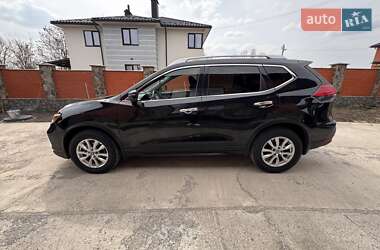 Позашляховик / Кросовер Nissan Rogue 2017 в 