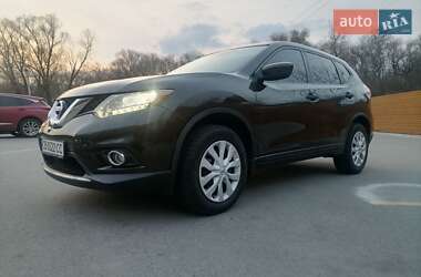 Внедорожник / Кроссовер Nissan Rogue 2016 в Чернигове