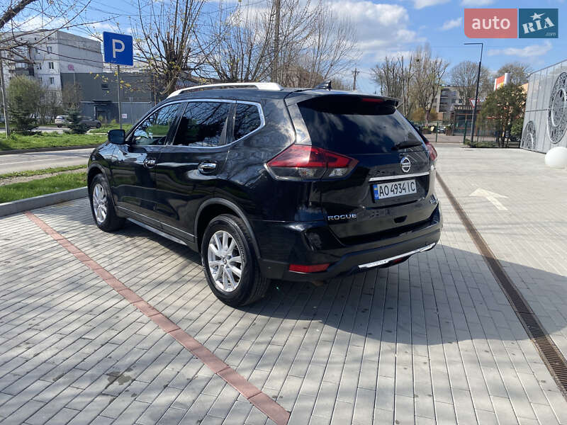 Позашляховик / Кросовер Nissan Rogue 2019 в Ужгороді