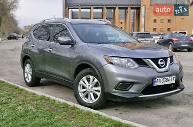 Внедорожник / Кроссовер Nissan Rogue 2015 в 