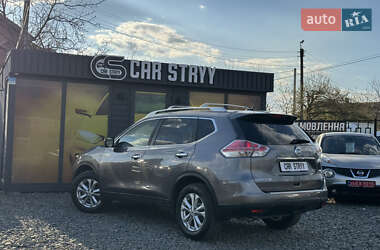 Внедорожник / Кроссовер Nissan Rogue 2016 в 