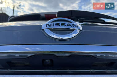 Внедорожник / Кроссовер Nissan Rogue 2016 в 