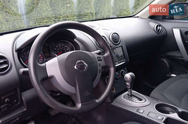 Позашляховик / Кросовер Nissan Rogue 2012 в 