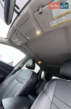 Позашляховик / Кросовер Nissan Rogue 2015 в 
