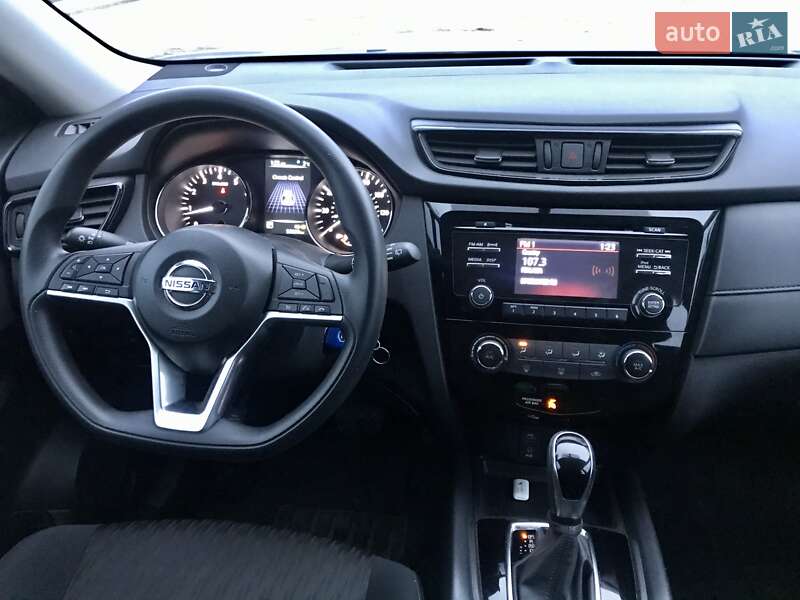 Внедорожник / Кроссовер Nissan Rogue 2017 в Днепре фото 5 Внедорожник / Кроссовер Nissan Rogue 2017 в Днепре