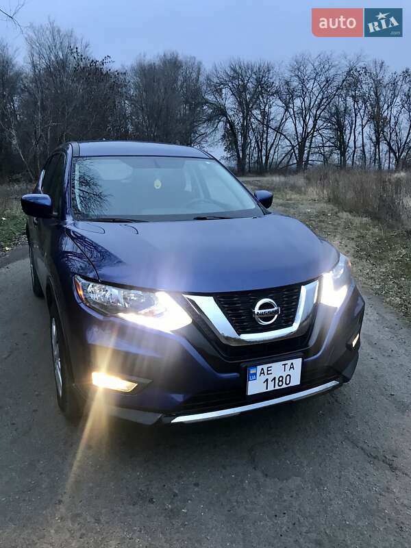 Внедорожник / Кроссовер Nissan Rogue 2017 в Днепре фото 2 Внедорожник / Кроссовер Nissan Rogue 2017 в Днепре