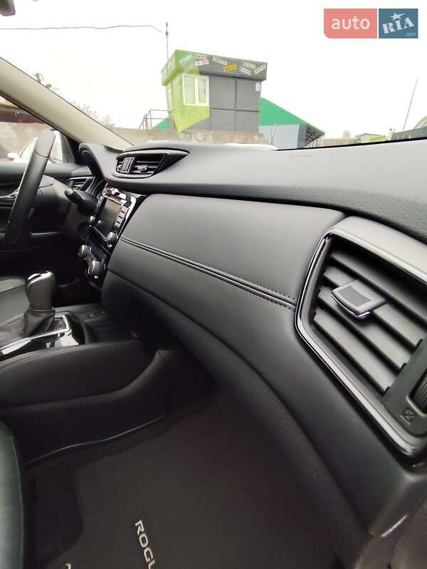 Внедорожник / Кроссовер Nissan Rogue 2019 в Чернигове