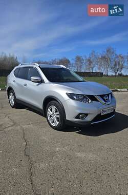Внедорожник / Кроссовер Nissan Rogue 2015 в Сумах