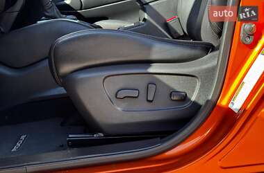 Внедорожник / Кроссовер Nissan Rogue 2017 в 