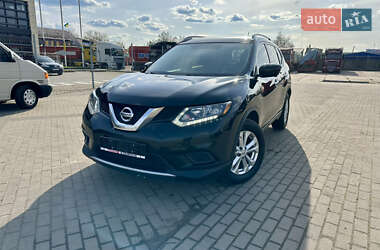 Внедорожник / Кроссовер Nissan Rogue 2016 в 