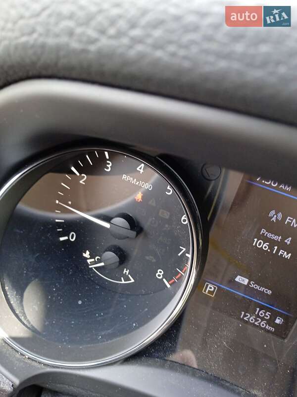 Позашляховик / Кросовер Nissan Rogue 2019 в Тернополі