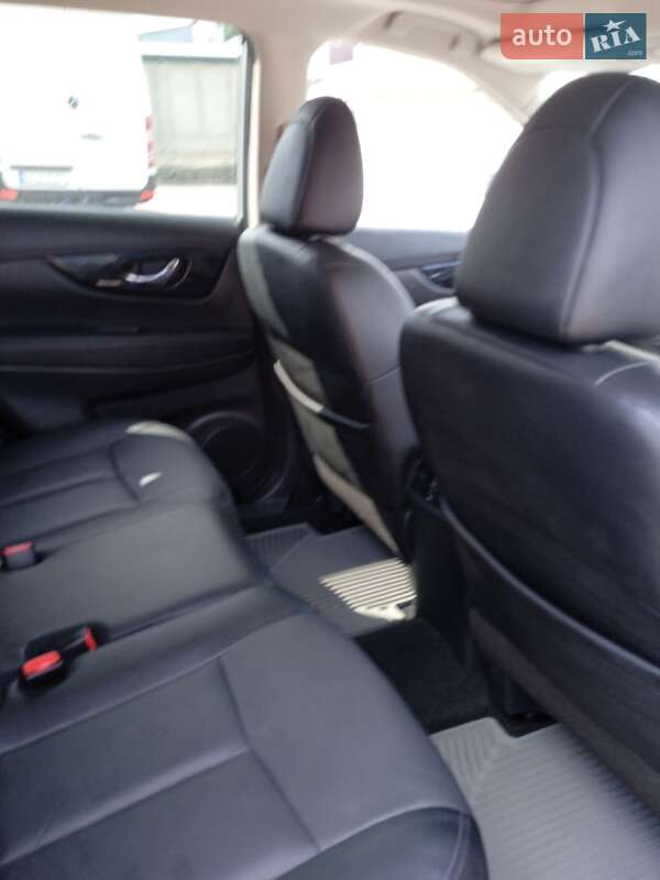 Позашляховик / Кросовер Nissan Rogue 2019 в Тернополі