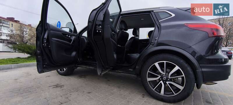 Внедорожник / Кроссовер Nissan Rogue 2019 в Кропивницком