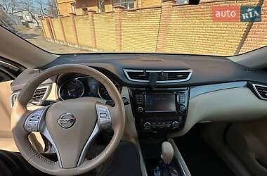 Внедорожник / Кроссовер Nissan Rogue 2015 в 