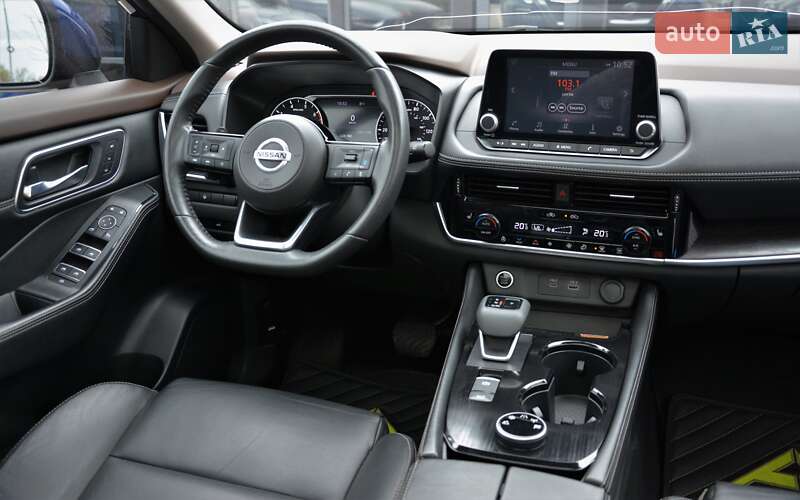 Позашляховик / Кросовер Nissan Rogue 2020 в Києві