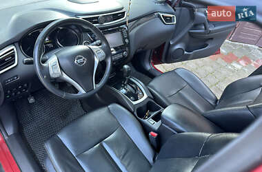 Позашляховик / Кросовер Nissan Rogue 2016 в 