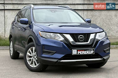 Внедорожник / Кроссовер Nissan Rogue 2019 в 