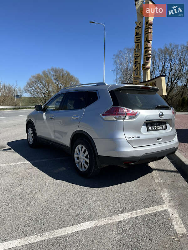 Позашляховик / Кросовер Nissan Rogue 2015 в Тернополі