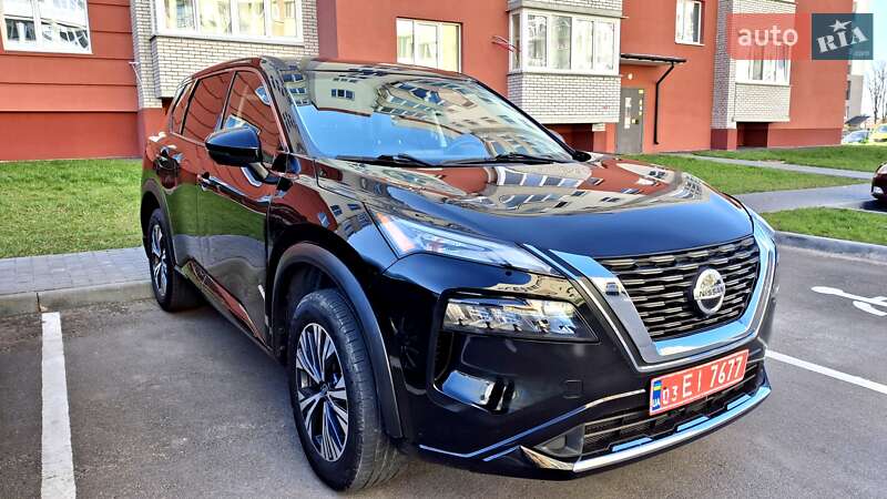 Внедорожник / Кроссовер Nissan Rogue 2022 в 