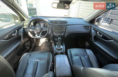 Внедорожник / Кроссовер Nissan Rogue 2019 в 