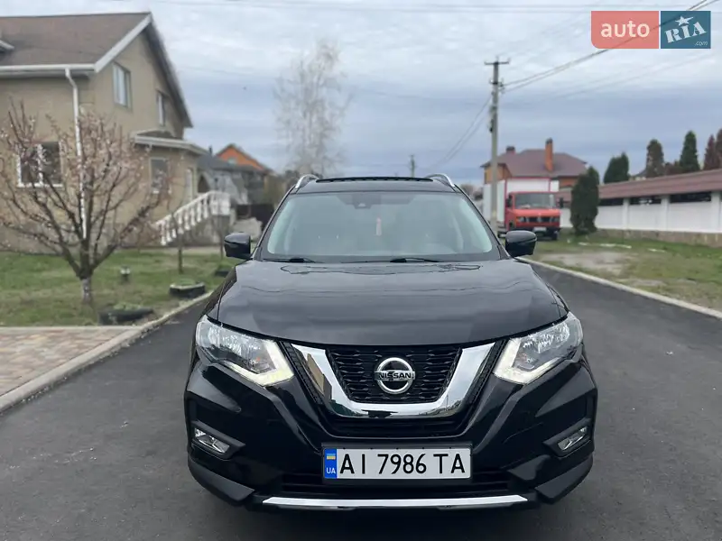 Позашляховик / Кросовер Nissan Rogue 2019 в 