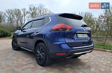 Внедорожник / Кроссовер Nissan Rogue 2018 в 