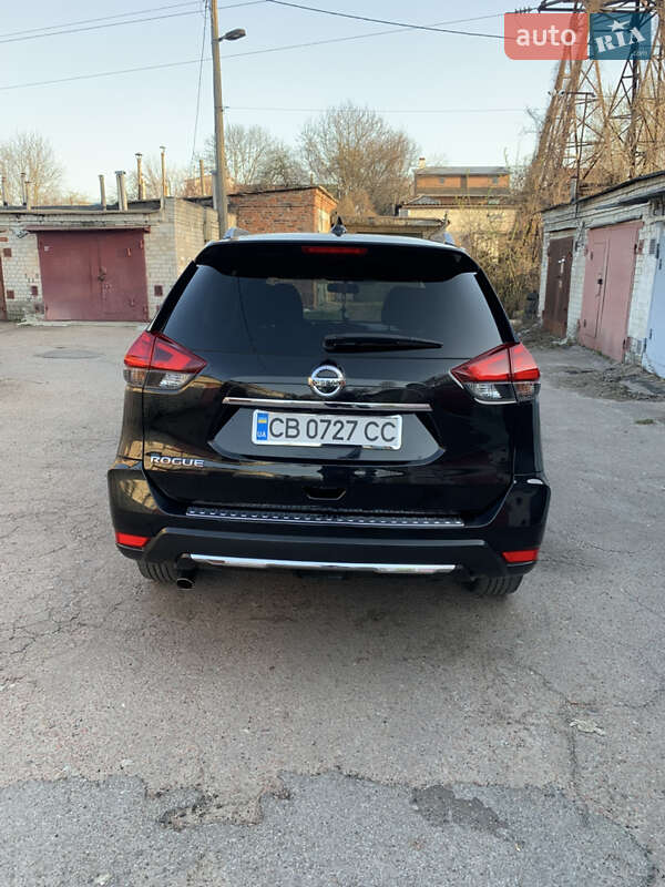 Позашляховик / Кросовер Nissan Rogue 2016 в Чернігові