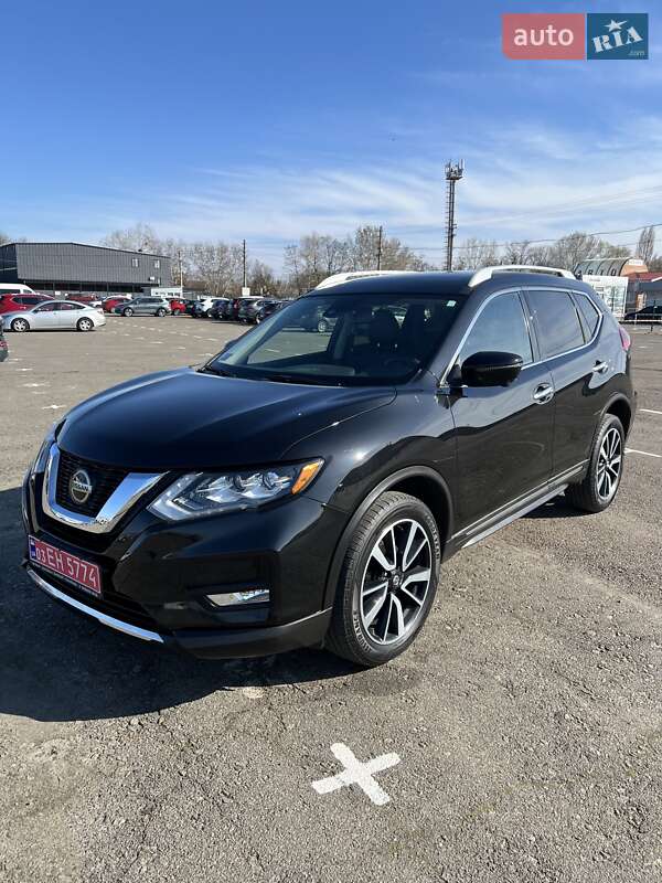 Внедорожник / Кроссовер Nissan Rogue 2020 в 