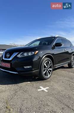 Внедорожник / Кроссовер Nissan Rogue 2020 в 