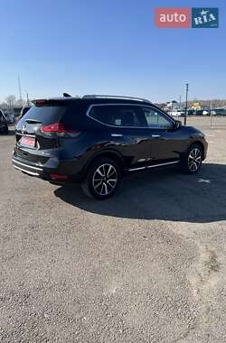 Внедорожник / Кроссовер Nissan Rogue 2020 в 