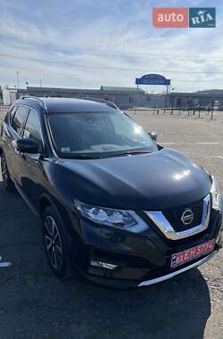 Внедорожник / Кроссовер Nissan Rogue 2020 в 