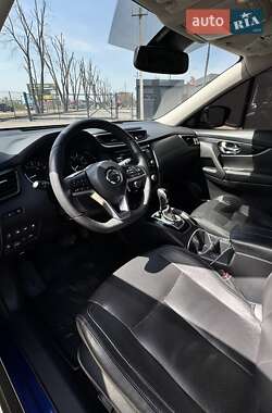 Позашляховик / Кросовер Nissan Rogue 2019 в 