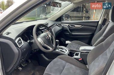 Внедорожник / Кроссовер Nissan Rogue 2015 в 
