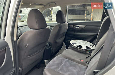 Внедорожник / Кроссовер Nissan Rogue 2015 в 