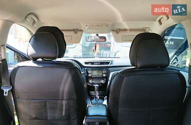 Внедорожник / Кроссовер Nissan Rogue 2014 в 